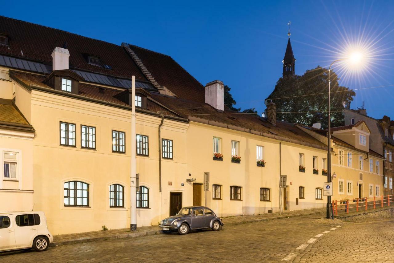 Fancy Apartments By Prague Castle Екстер'єр фото